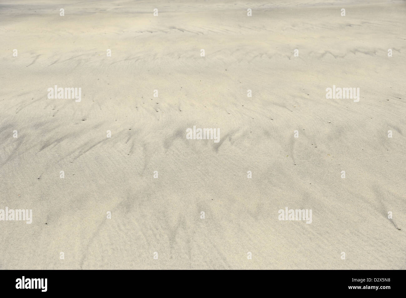 Wellenmuster im Sand am Strand von Laig Stockfoto