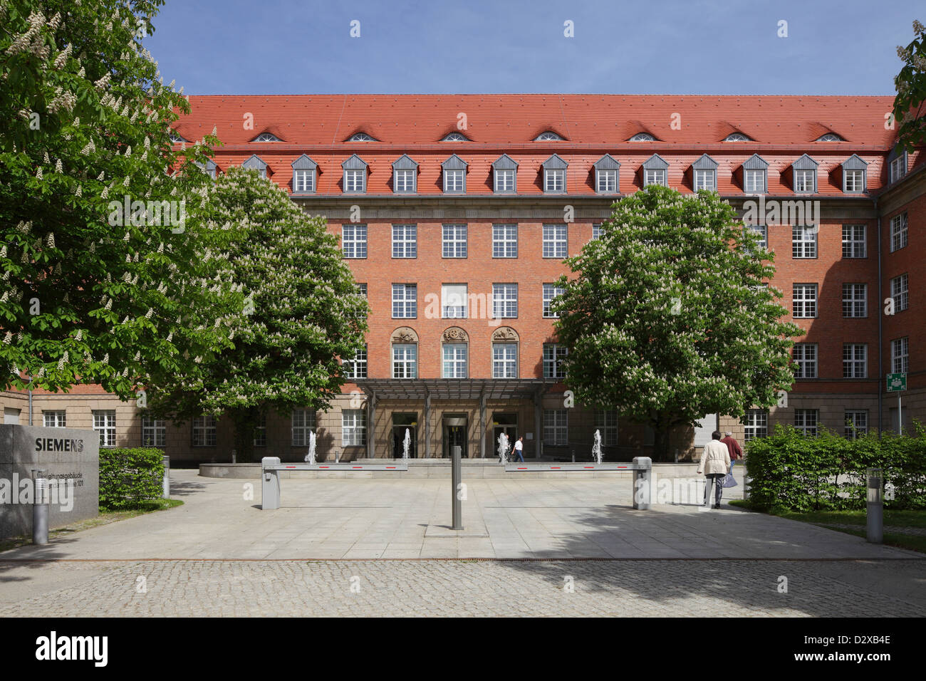 Berlin, Deutschland, bei der Verwaltung Gebäude der Siemens AG Nonnendammallee Stockfoto