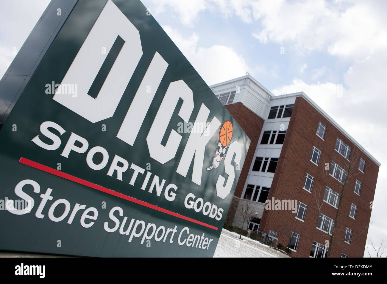 Der Hauptsitz von sporting waren Händler Dick Sporting Goods. Stockfoto