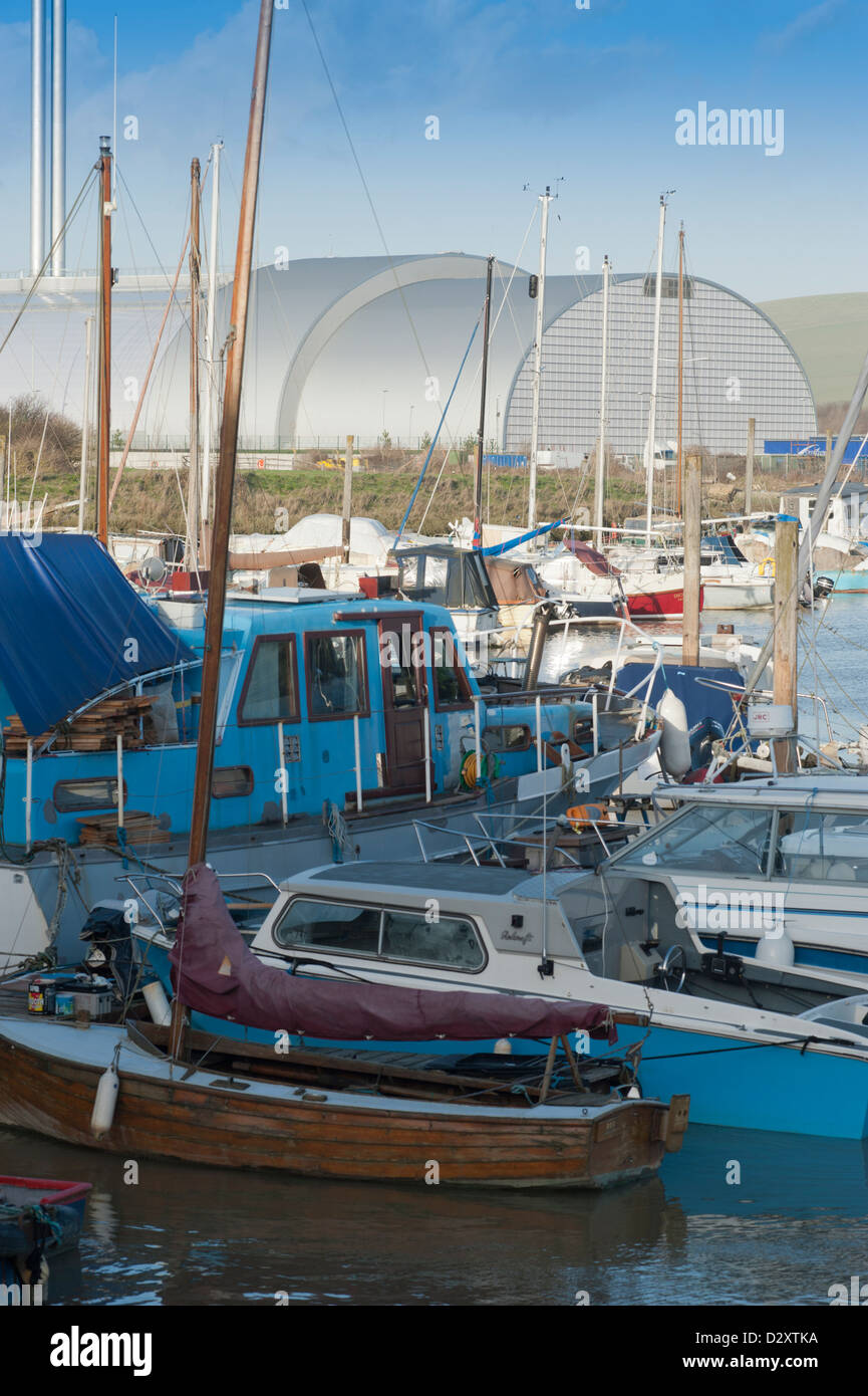 Müllverbrennungsanlage Newhaven an den Ufern des Flusses Ouse, in der Nähe der Werften Denton Insel, in East Sussex, England, UK. Stockfoto