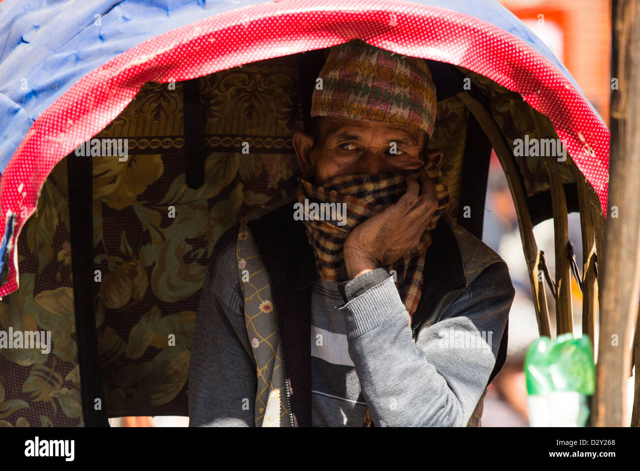 Fahrrad-Rikscha-Fahrer am Durbar Square, Kathmandu, Nepal Stockfoto