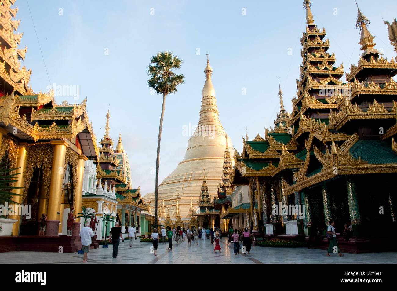 Shwedagon Pagode in Yangon, Myanmar Stockfoto