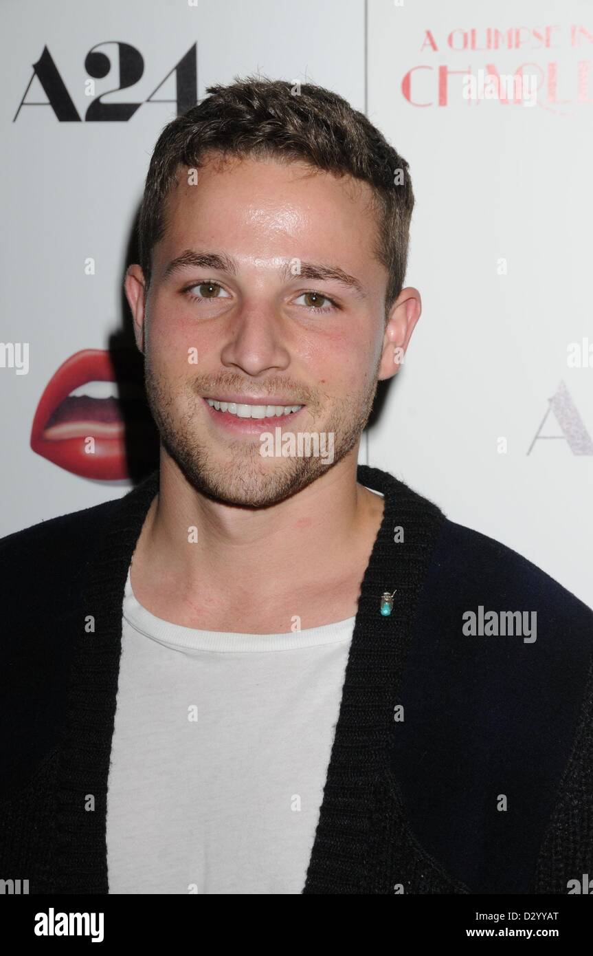 4. Februar 2013 statt - Los Angeles, Kalifornien, USA - 4. Februar 2013 - Los Angeles, Kalifornien, USA - Schauspieler SHAWN PYFROM auf der "A Einblick in The Mind von Charles Swan III" Los Angeles Premiere im Kino ArcLight Hollywood. (Kredit-Bild: © Paul Fenton/ZUMAPRESS.com) Stockfoto