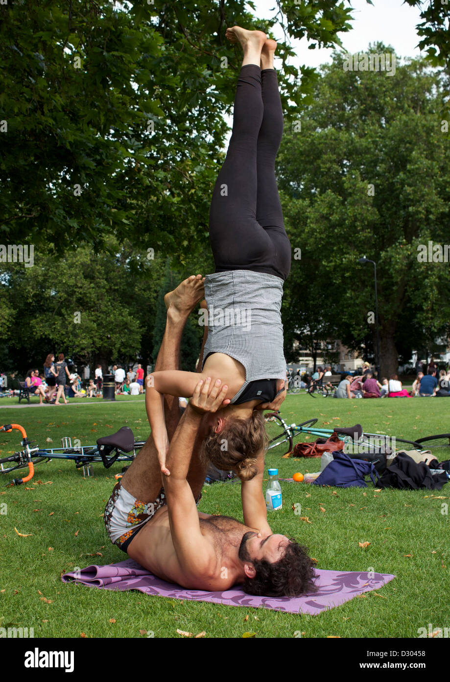 Im Freien Turnen in London Fields, Hackney, London Stockfoto