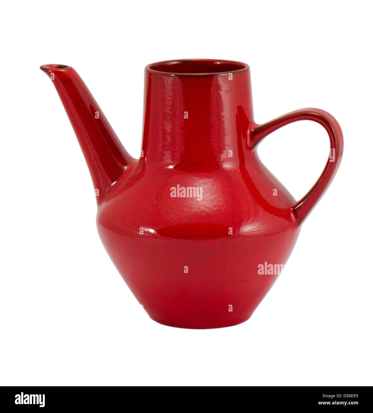 alten Retro-Keramik Ton roten Kanne Krug Glas Blackjack Growler Teekanne mit Griff isolierten auf weißen Hintergrund Stockfoto