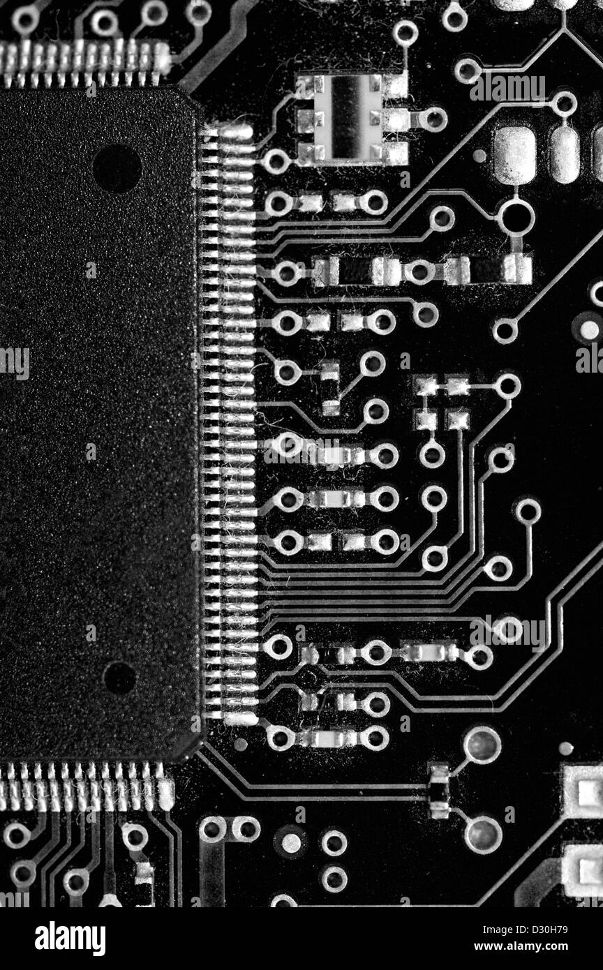 Makro schwarz / weiß gedreht von alten Motherboard. Stockfoto