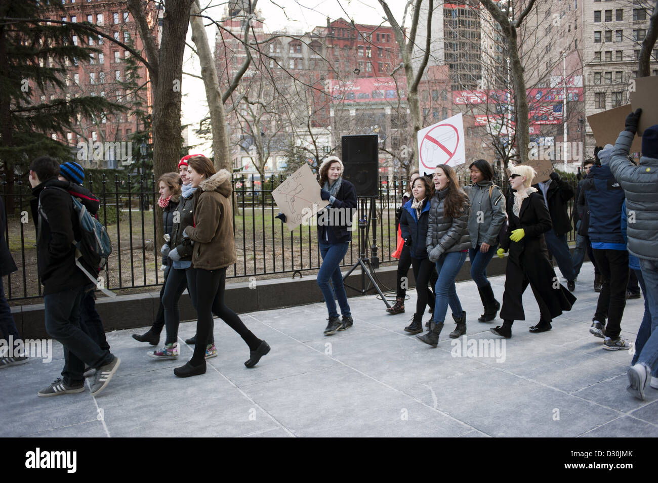 Schülerinnen und Schüler aus der privaten Dalton Schule organisieren einen Waffenkontrolle Protest in City Hall in Manhattan, 4. Februar 2013. Stockfoto