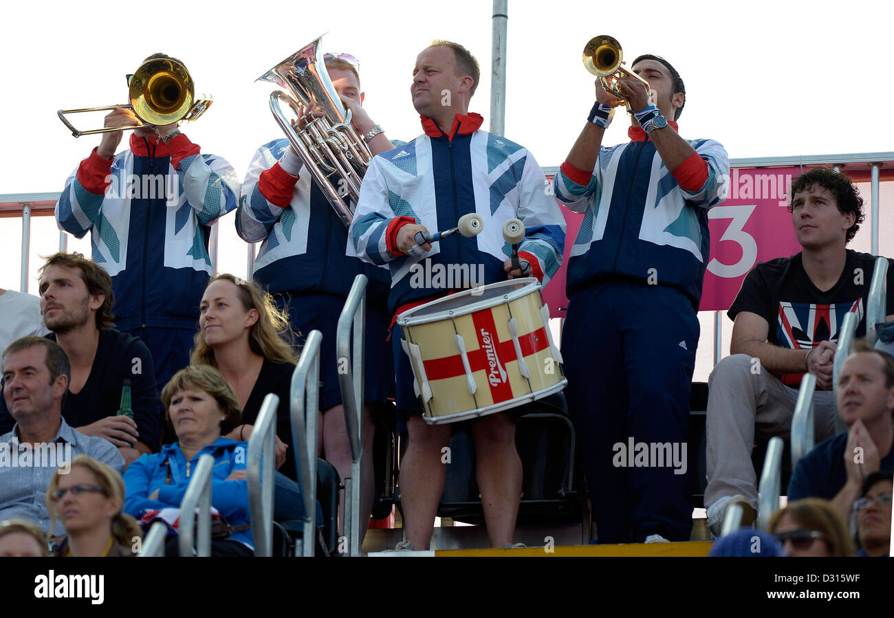 Das Team GB Hockey Band an der Spitze des Standes. Hockey GBR Vs AUS Stockfoto