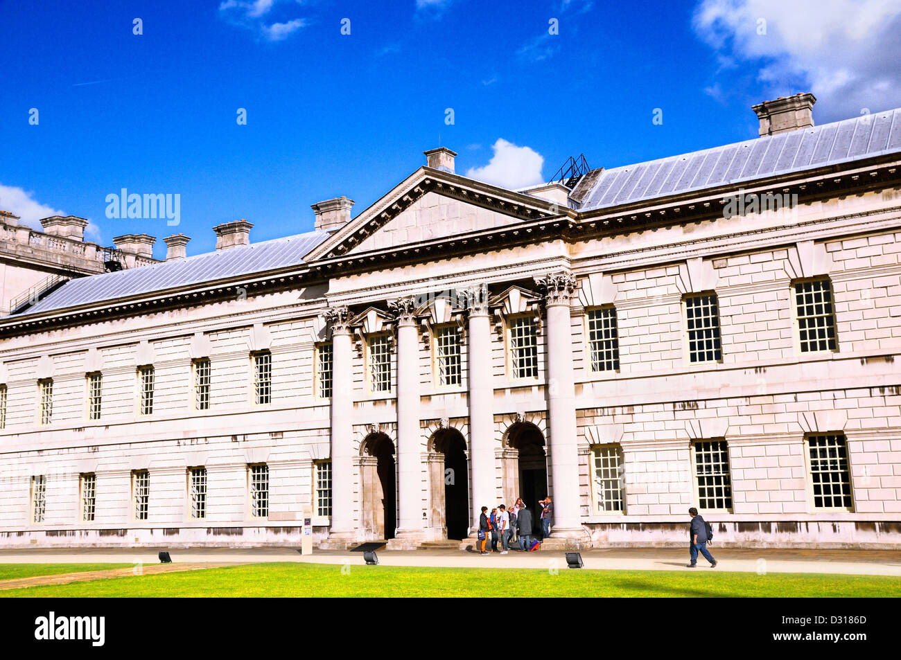 Stephen Lawrence Gallery und University of Greenwich, Queen Anne Gericht, Old Royal Naval College in Greenwich, London, England, UK Stockfoto