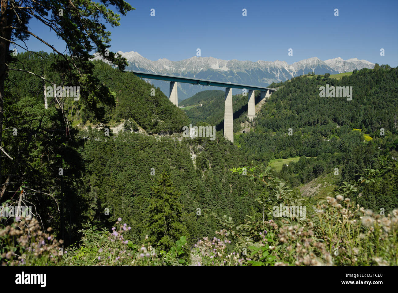 Brücke von Europa (Brenner-Autobahn) Innsbruck, Tirol, Titrol, Österreich Stockfoto