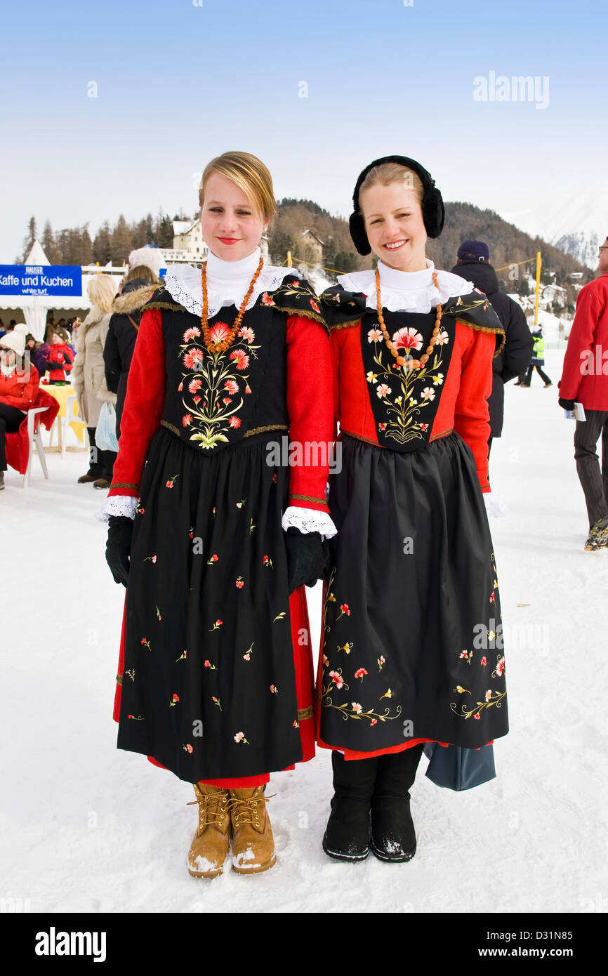 St switzerland moritz traditional historical clothing -Fotos und  -Bildmaterial in hoher Auflösung – Alamy