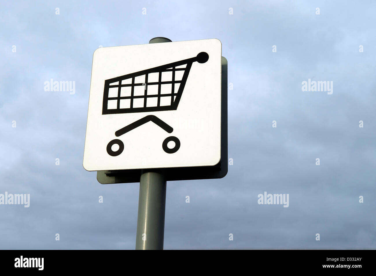 Einkaufswagen bay Piktogramm anmelden Retail Park Stockfoto