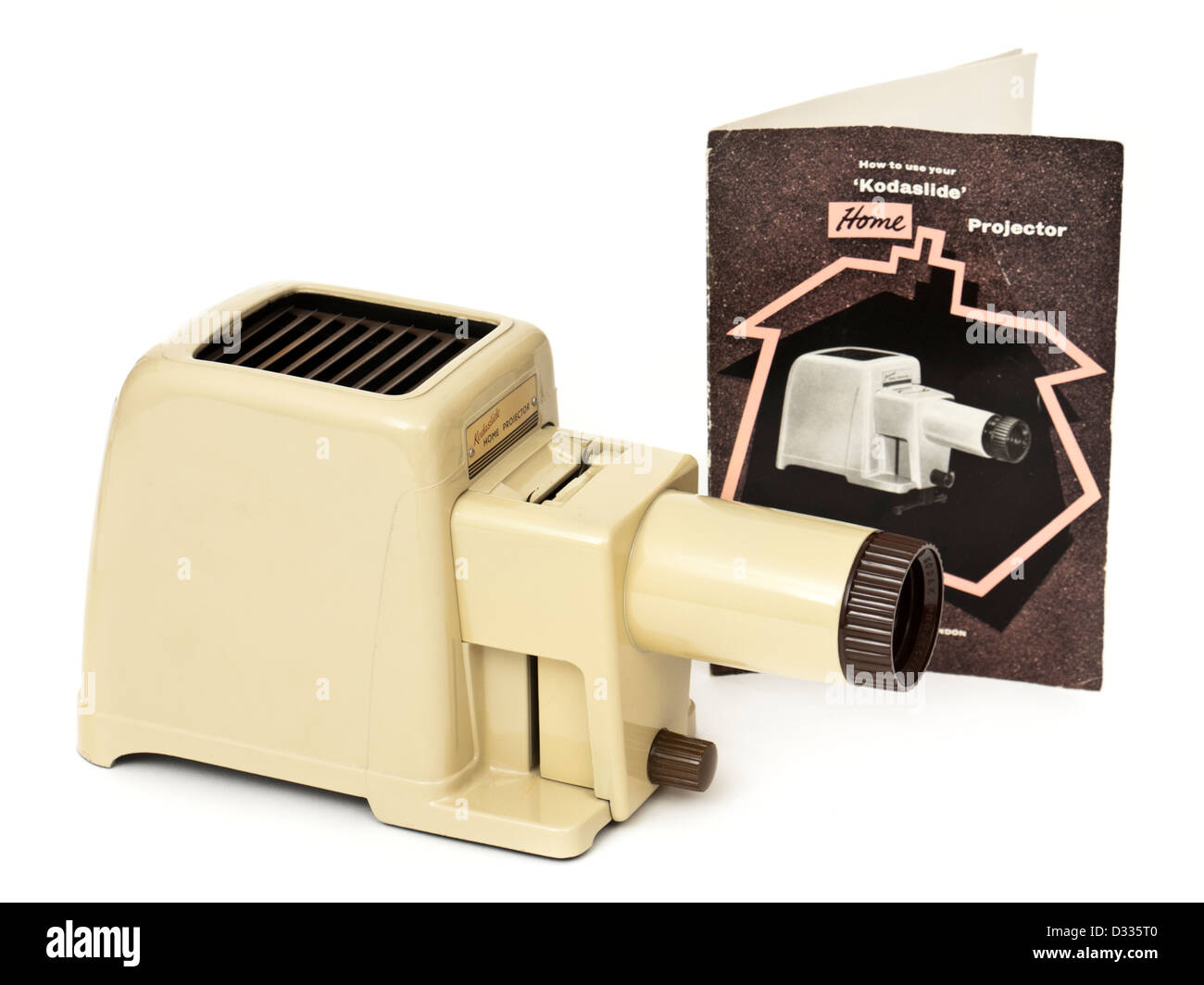 Vintage späten vierziger Jahre Kodak "Kodaslide" nach Hause schieben Projektor mit Ektanon 4 Zoll f/3.5 Objektiv Stockfoto Vintage späten vierziger Jahre Kodak "Kodaslide" nach Hause schieben Projektor mit Ektanon 4 Zoll f/3.5 Objektiv Stockfoto