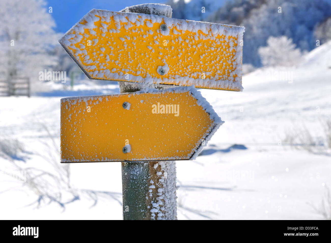 zwei Platten gelb Berg mit Blick auf die entgegengesetzte Richtung Stockfoto