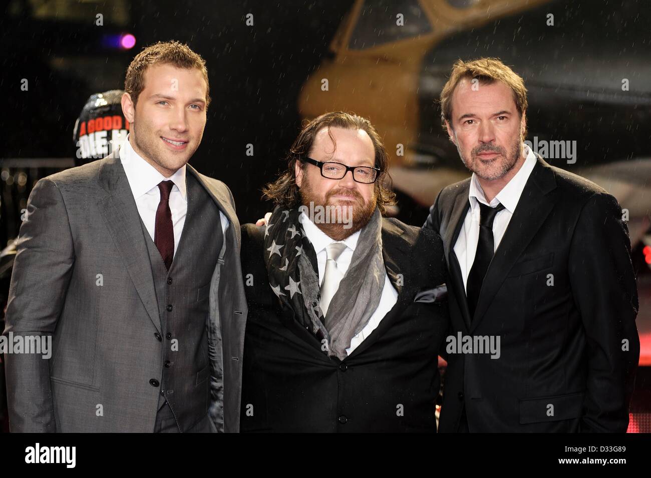 Darsteller und Regisseur besucht die UK Premiere von A guten Tag, Stirb langsam auf 02.07.2013 bei The Empire Leicester Square, London. Personen im Bild: Jai Courtney, John Moore, Sebastian Koch. Bild von Julie Edwards Stockfoto