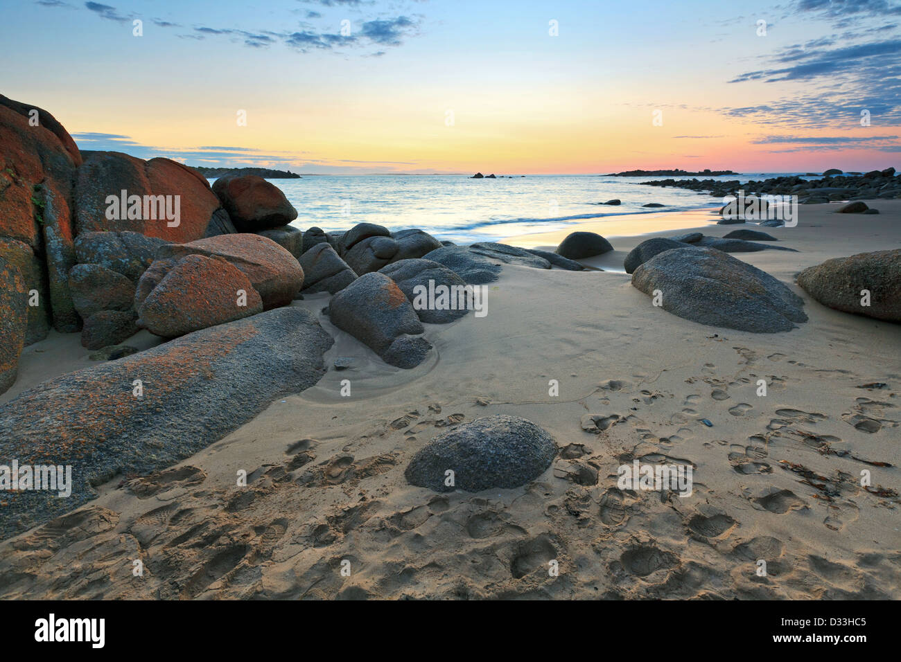 Horseshoe Bay Sunrise Seestück sandig Strand rockt Port Elliot Süd Australien Fleurieu Halbinsel South Australien Australia Stockfoto