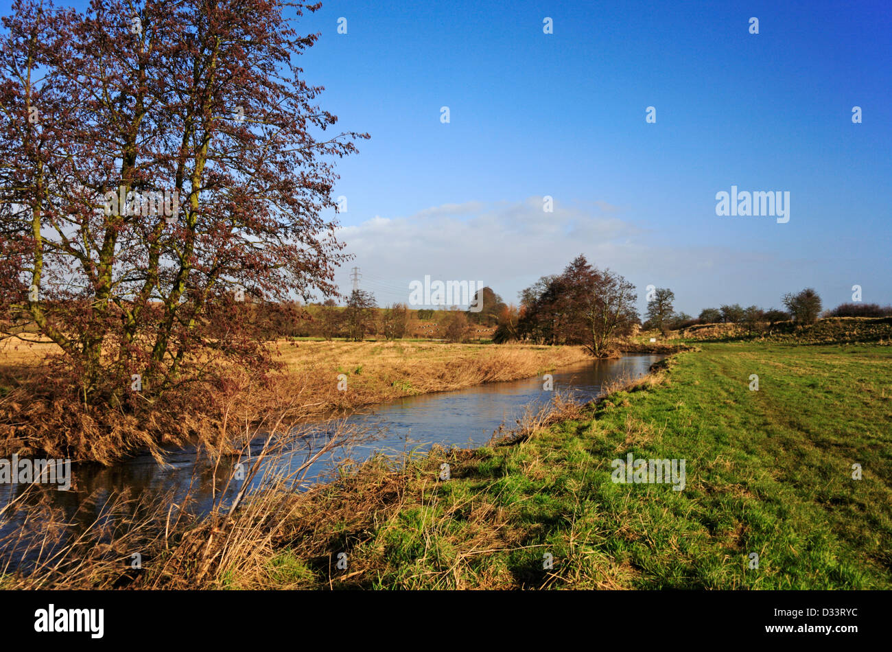 Ein Blick auf die Tas Tal Weg von der Website der römischen Stadt von Venta Icenorum bei Caistor St Edmund, Norfolk, England, UK. Stockfoto