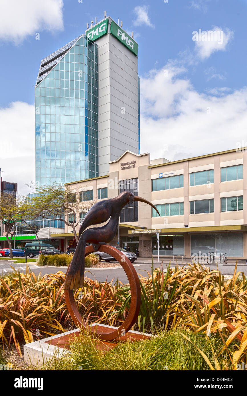 Geist der Huia Skulptur von Paul Dibble, in Palmerston North, Manawatu, Neuseeland. Stockfoto