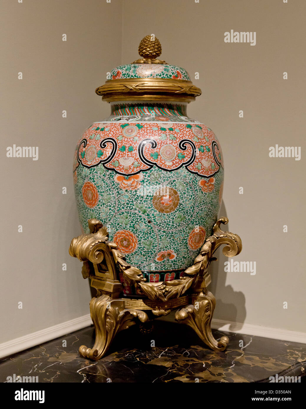 Altes Chinesisches Glas Stockfotos und -bilder Kaufen - Alamy
