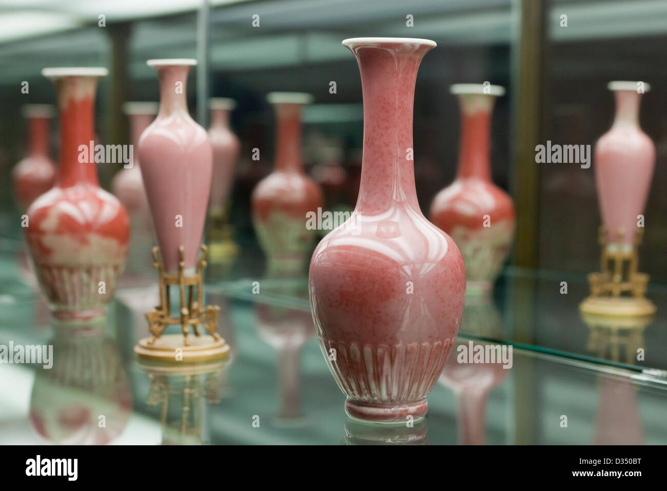 Amphore Vase - China, Kangxi Herrschaft, Peachbloom Mottle glasiertem Porzellan, 17.-18. Jahrhundert Stockfoto