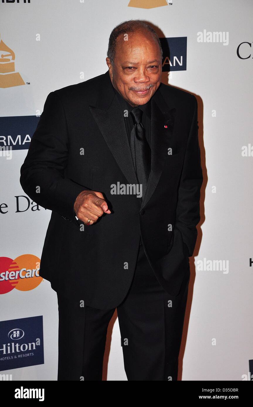 9. Februar 2013 - Beverly Hills, Kalifornien, USA - Produzent, Arrangeur und Komponist QUINCY JONES kommt an der 55. Annual GRAMMY Awards Pre-GRAMMY-Gala und Salute Industrie Ikonen zu Ehren L.A. Reid im The Beverly Hilton statt (Credit-Bild: © Valerie Nerres/ZUMAPRESS.com) Stockfoto