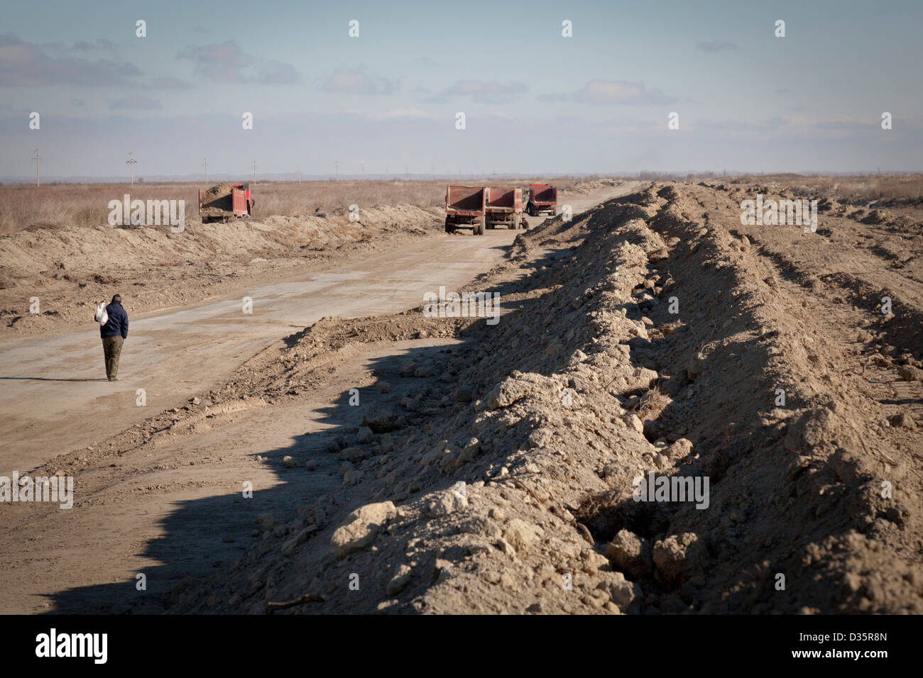 Begann der Bau hat eine neue Eisenbahnstrecke, die Verknüpfung von Almaty, Khorgos, Grenzpunkt mit China. Stockfoto