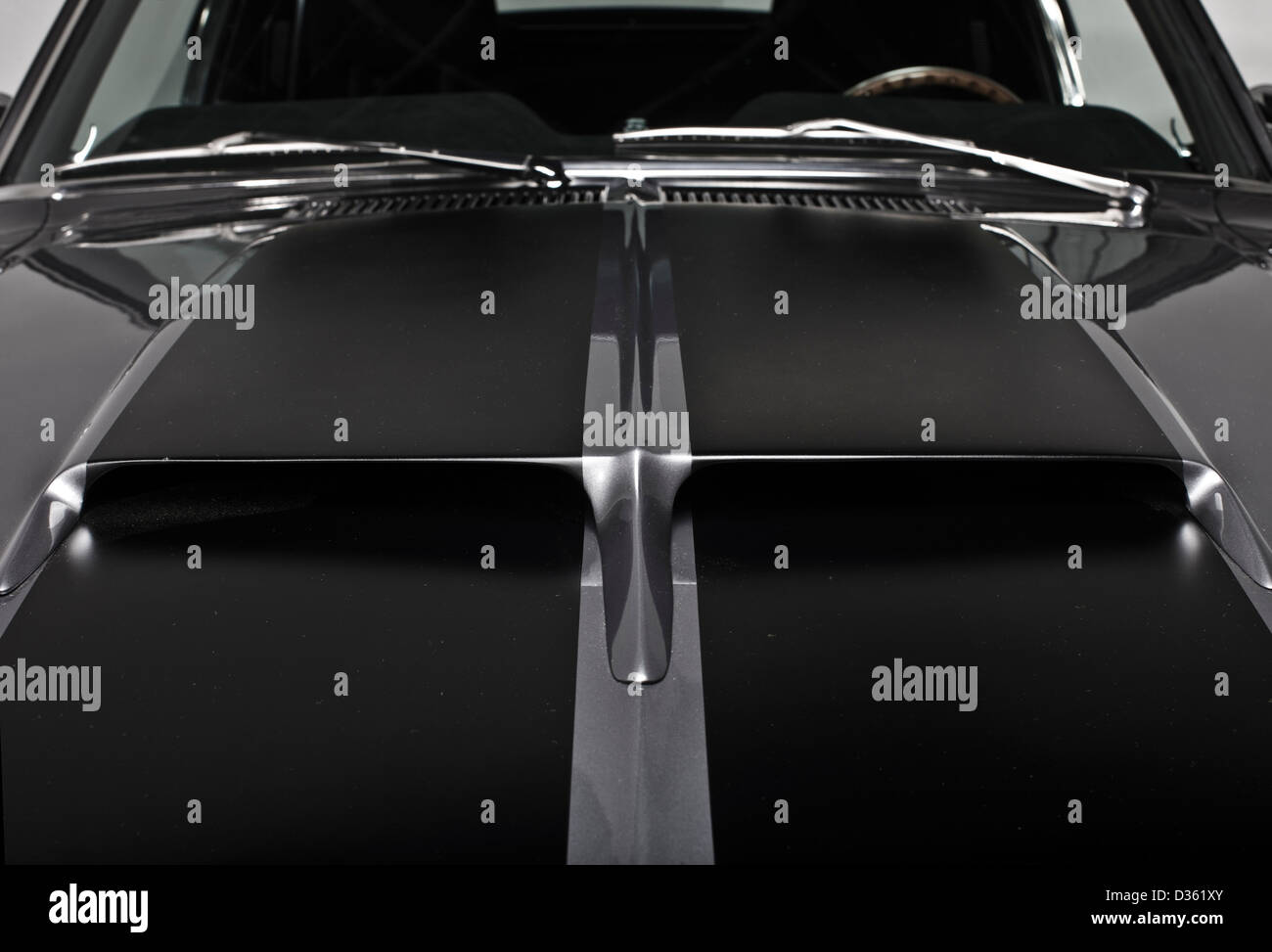 Windschutzscheibe und Motorhaube des Shelby Mustang GT350 Stockfoto