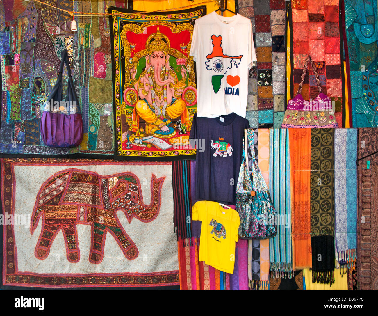 Mode Shop Galerie Elefant Covelong (Kovalam oder Cobelon) Indien Tamil Nadu Stockfoto