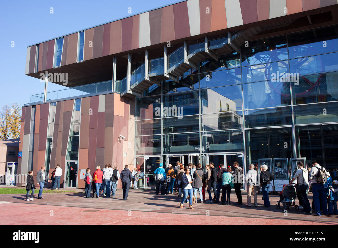 Das Wissenschaftszentrum Kopernikus (Polnisch Centrum Nauki Kopernik