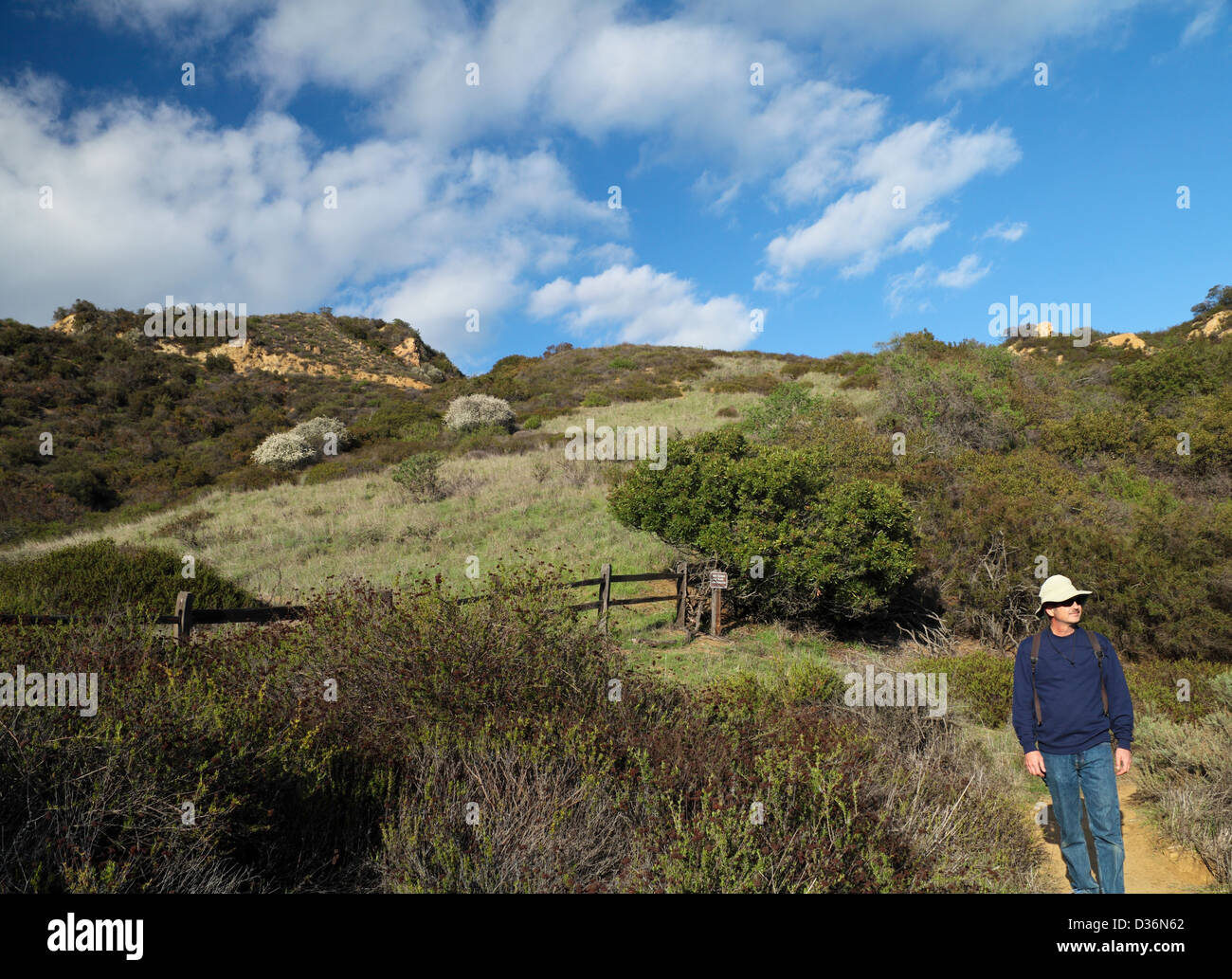 Wanderer auf die Musch Trail im Topanga State Park in Topanga, Kalifornien Stockfoto