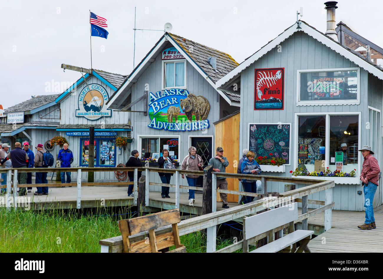 Souvenirläden, Geschäfte und Restaurants entlang der Homer Spit, Homer, Alaska, USA Stockfoto
