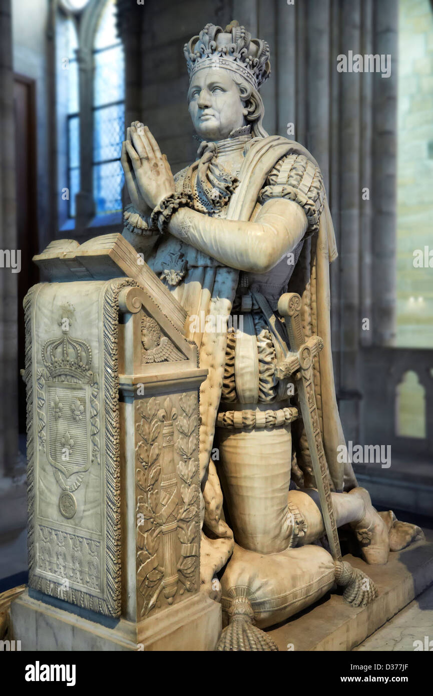 Grab-Denkmal von Louis XVI (1754-1793) König von Frankreich 1774-1792. Die gotische Kathedrale Basilika Saint-Denis, Paris Frankreich Stockfoto