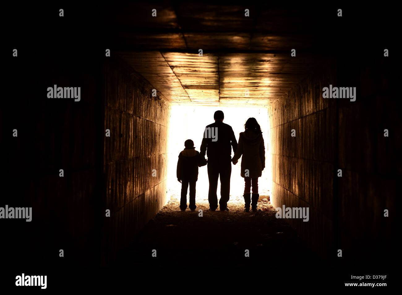 Familie Silhouette im Gegenlicht Stockfoto