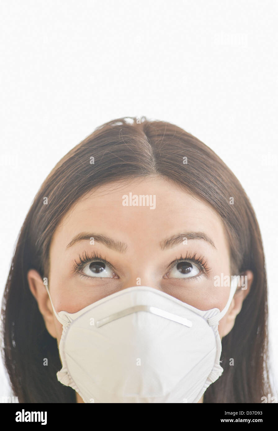 Studio-Porträt der Frau tragen von Schutzmasken Stockfoto