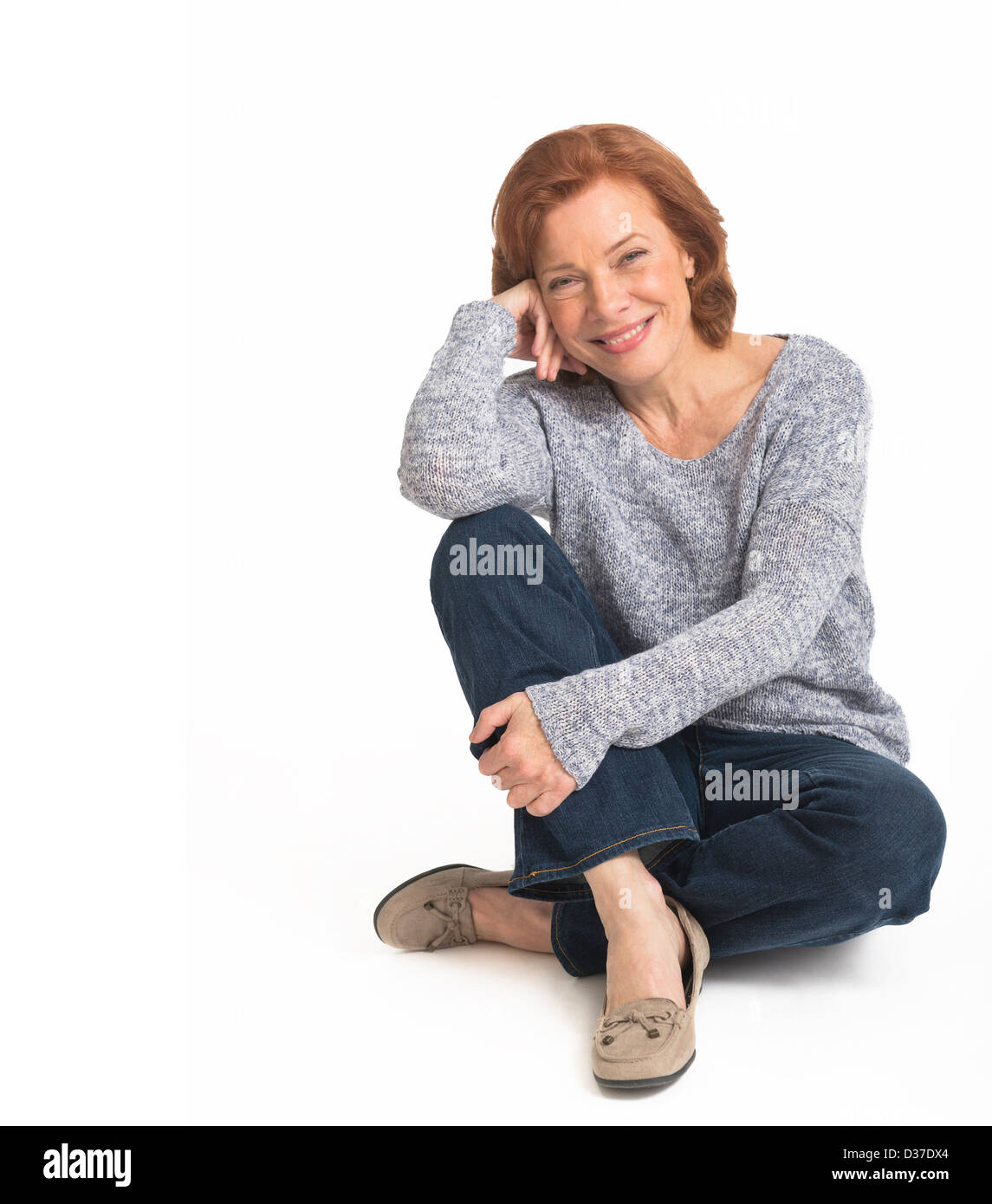 Studioaufnahme von senior lächelnde Frau Stockfoto