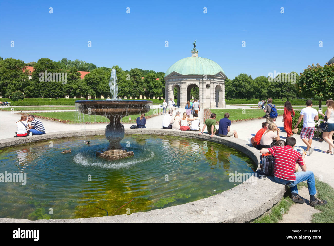 Brunnen und Tempel der Diana, Hofgarten, München, Bayern, Deutschland Stockfoto