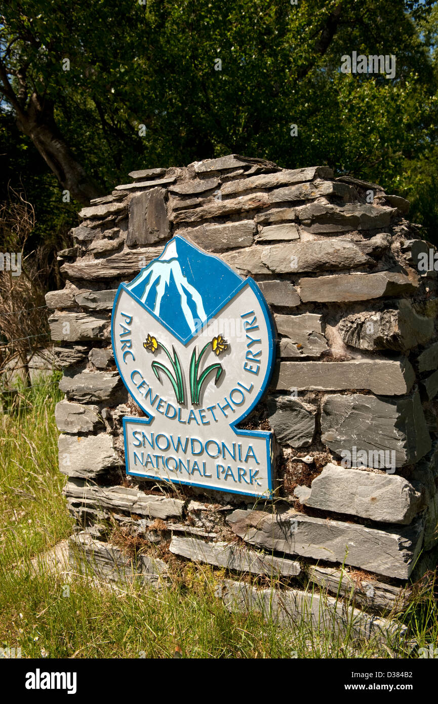 Snowdonia-Nationalpark Zeichen Parc Cenedlaethol Eryri Stockfoto