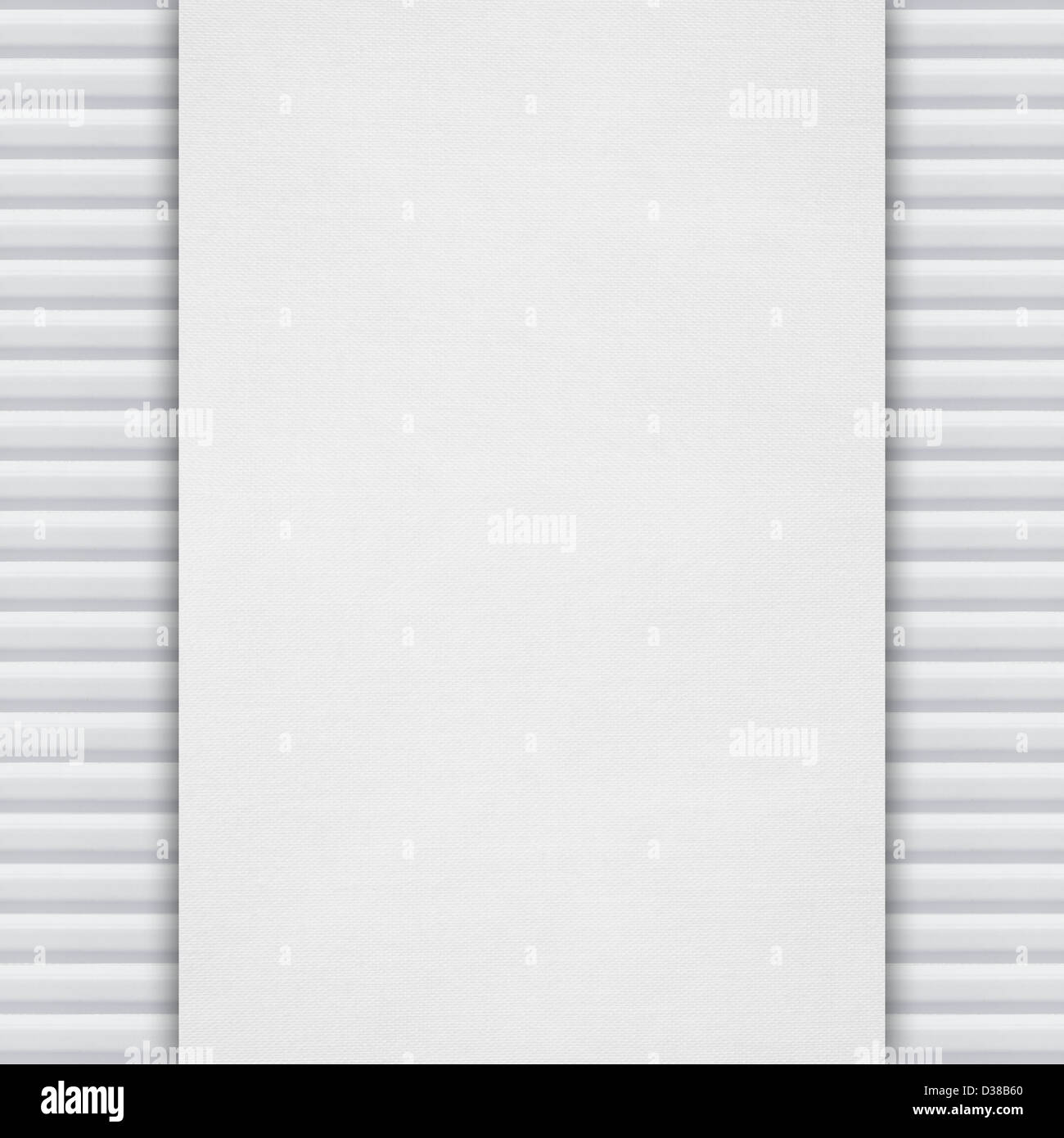 White-Paper-Hintergrund auf Streifen Textur Stockfoto