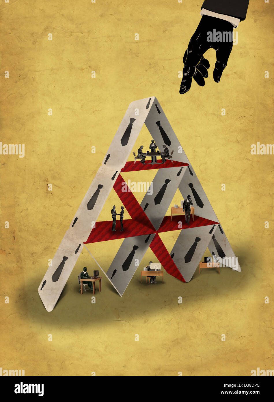 Anschauliches Bild von Hand in Richtung Pyramide aus Karten mit Teamarbeit Stockfoto