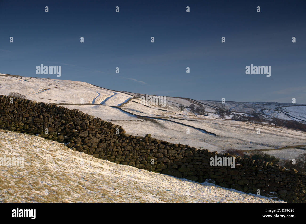 Winterlandschaft in der südlichen Pennines, West Yorkshire UK Stockfoto
