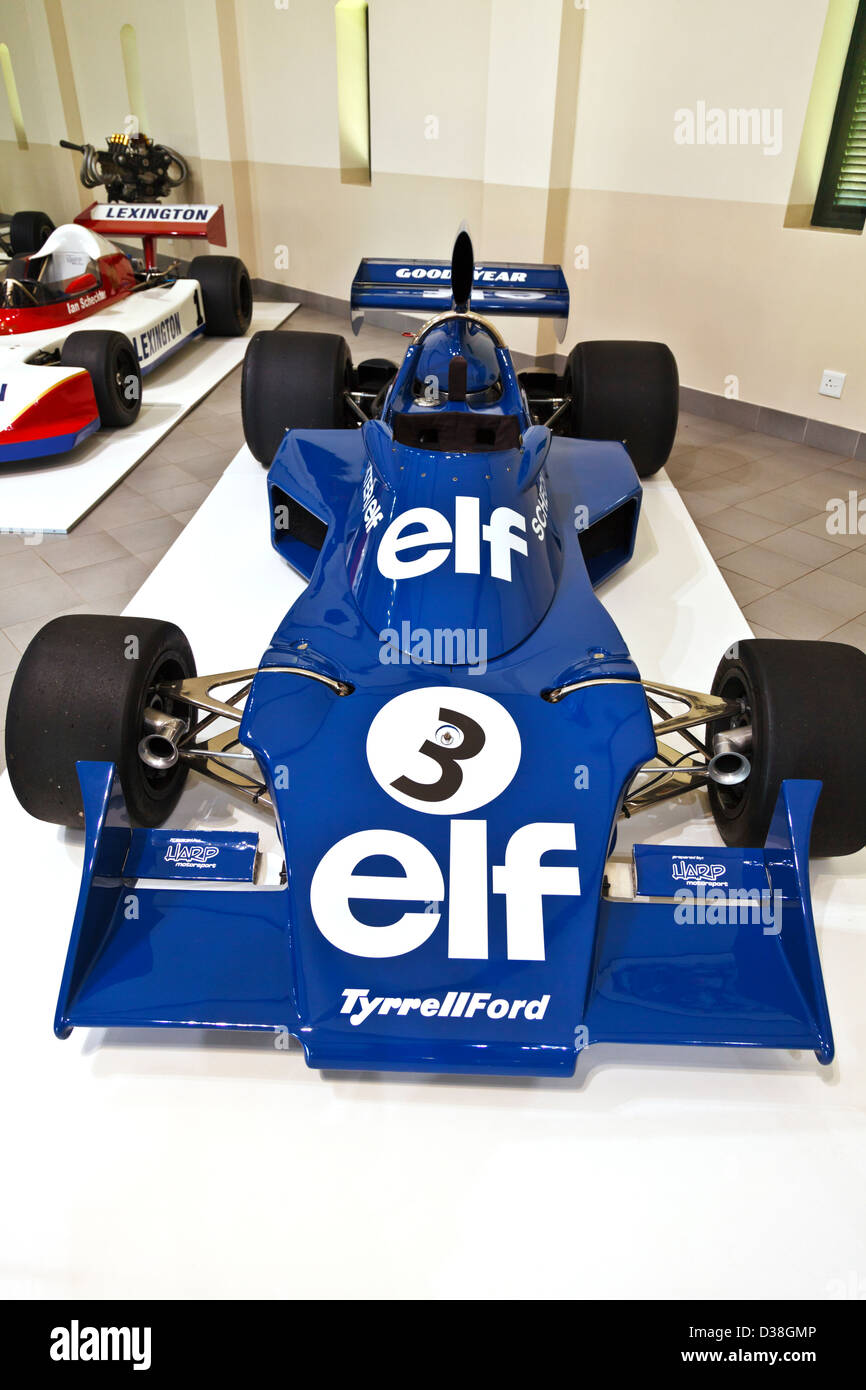 Eine Sammlung von klassischen historischen Rennsport Tyrrell Ford Autos Stockfoto