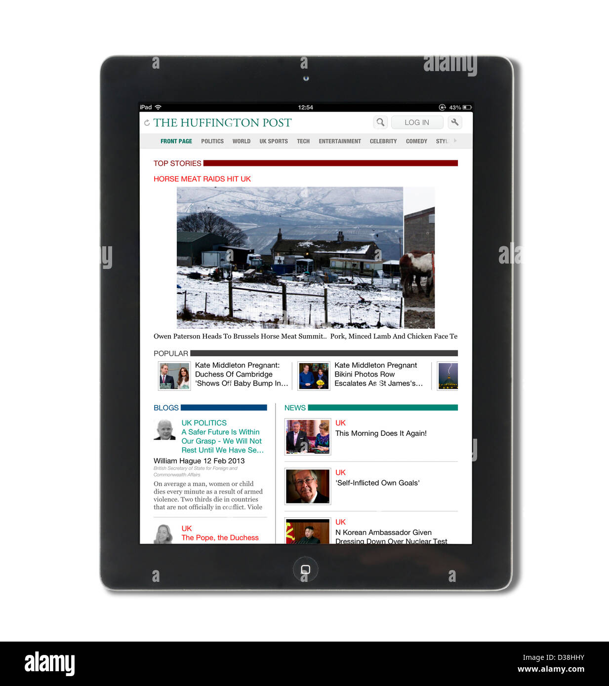 iPad-App mit der britischen Ausgabe von the Huffington Post betrachtet auf eine 4. Generation Apple iPad, UK Stockfoto