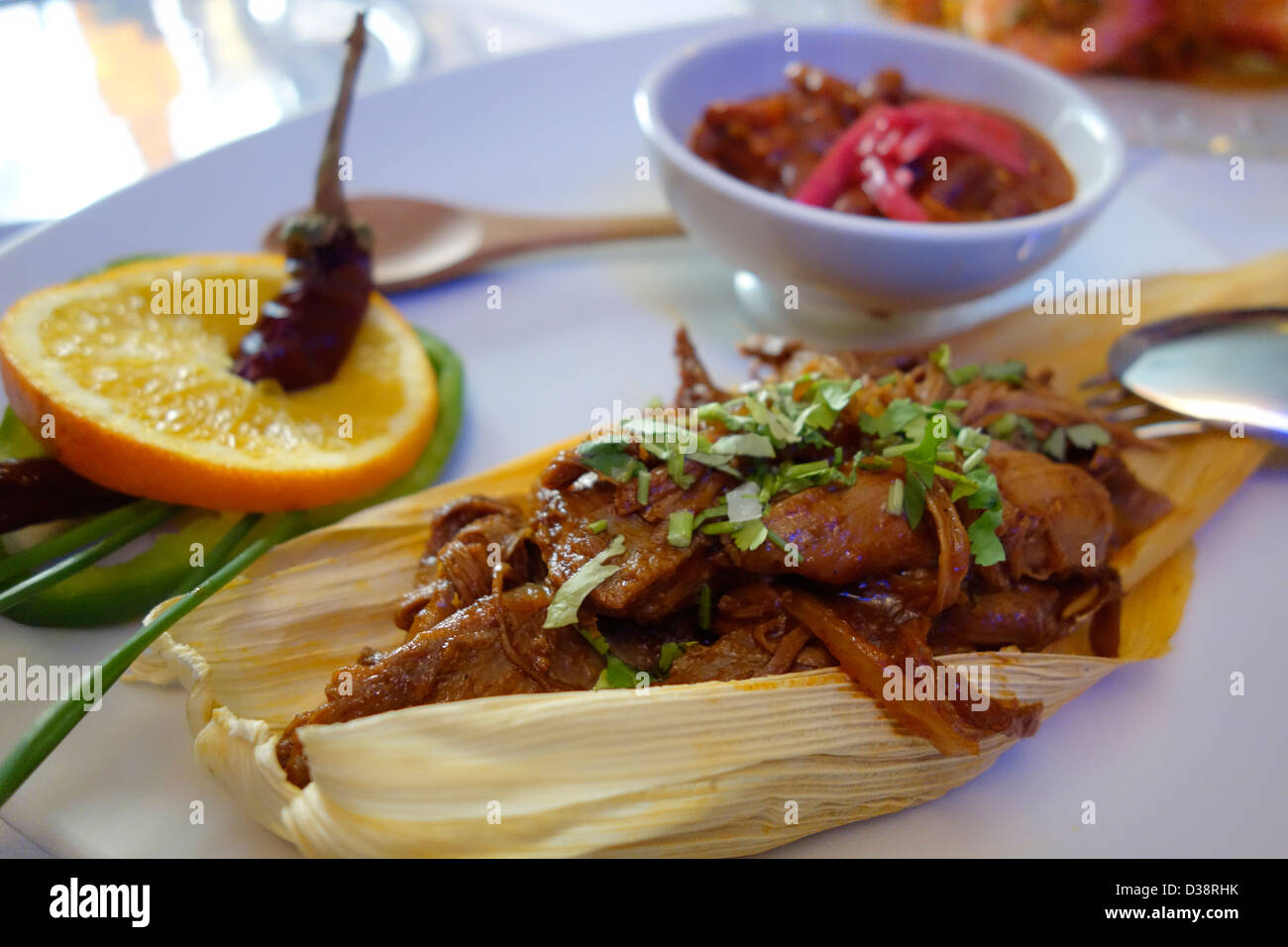 Taco mexikanisches Essen Pibil Schweinefleisch Stockfoto
