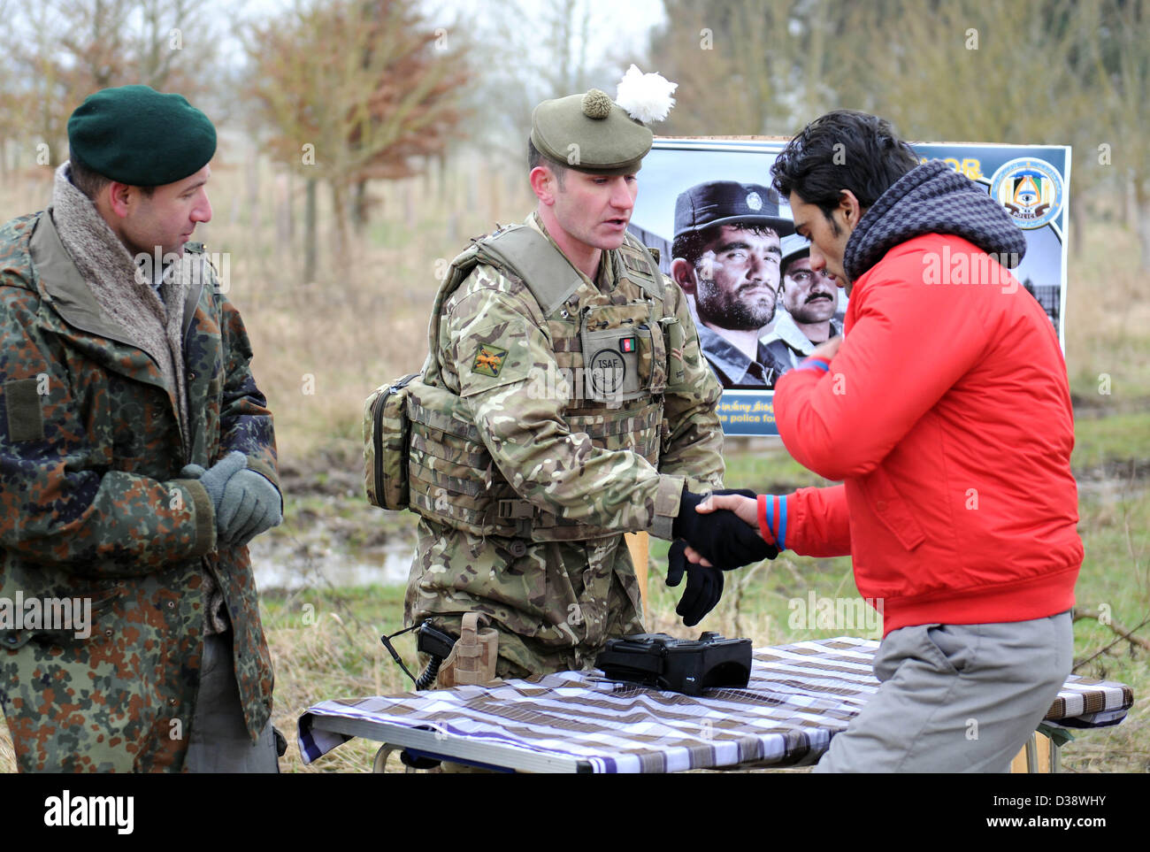 Betrieb Herrick 18 Task-Force Training. UK, Beispiel der britischen Truppen, die Ausbildung ihrer afghanischen Kollegen. Stockfoto