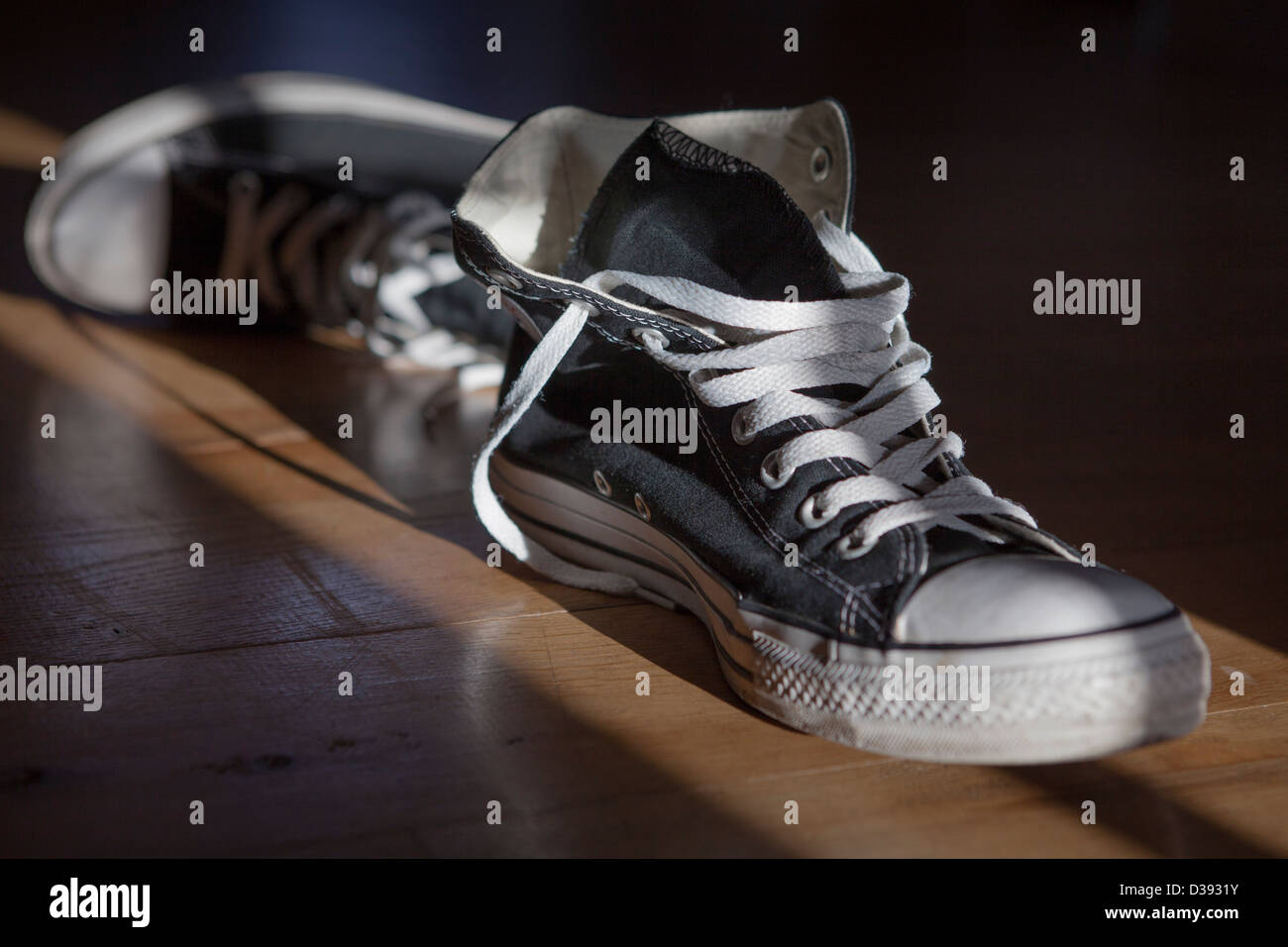 Converse laufschuhe -Fotos und -Bildmaterial in hoher Auflösung – Alamy