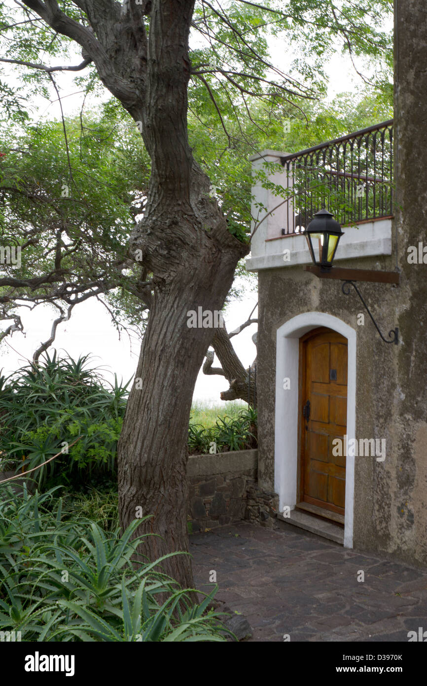 Eine Tür in das Weltkulturerbe aufgeführt Stadt Calonia Del Sacramento Stockfoto