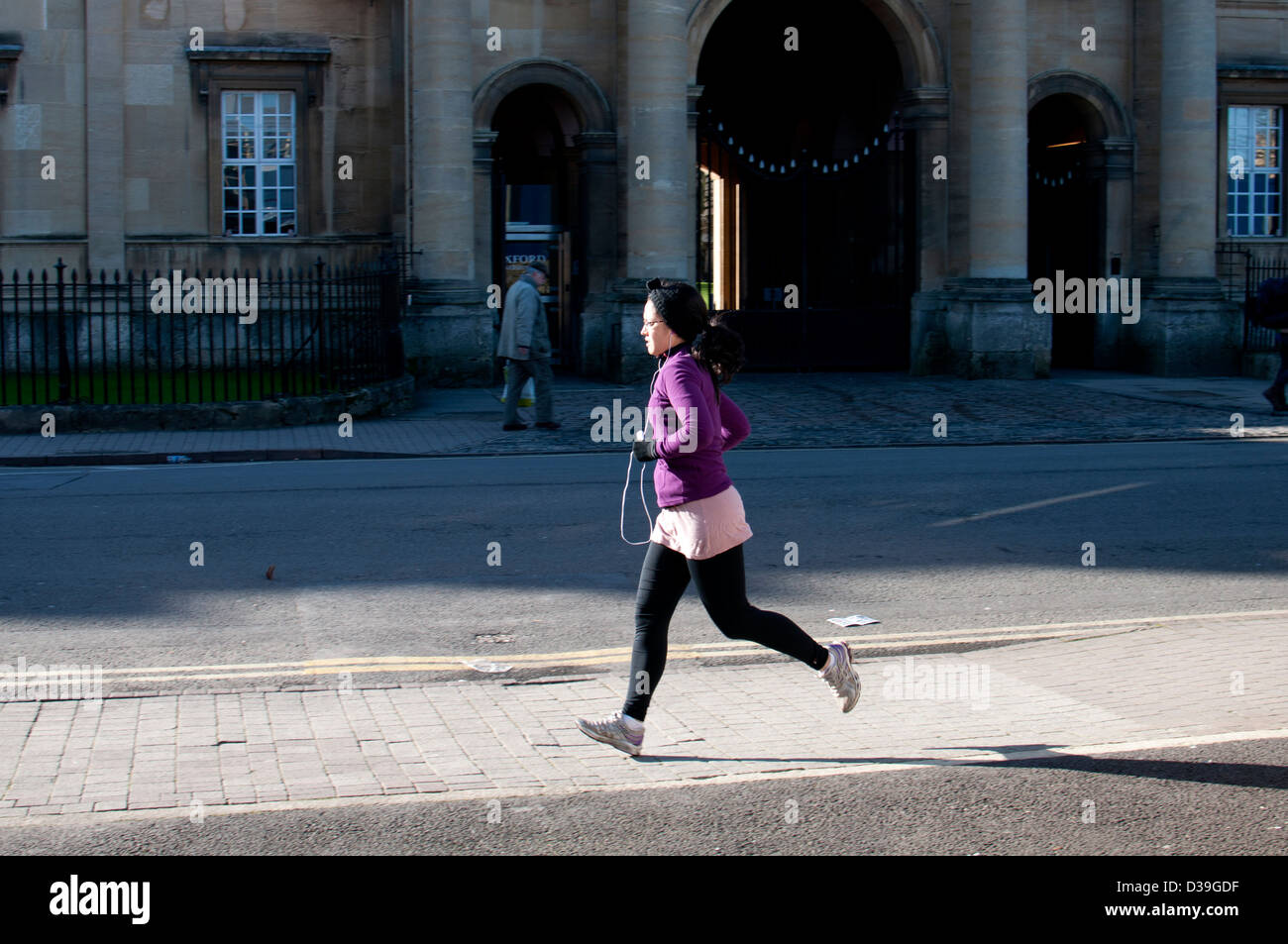 Läufer in Walton Street, Jericho, Oxford, Großbritannien Stockfoto
