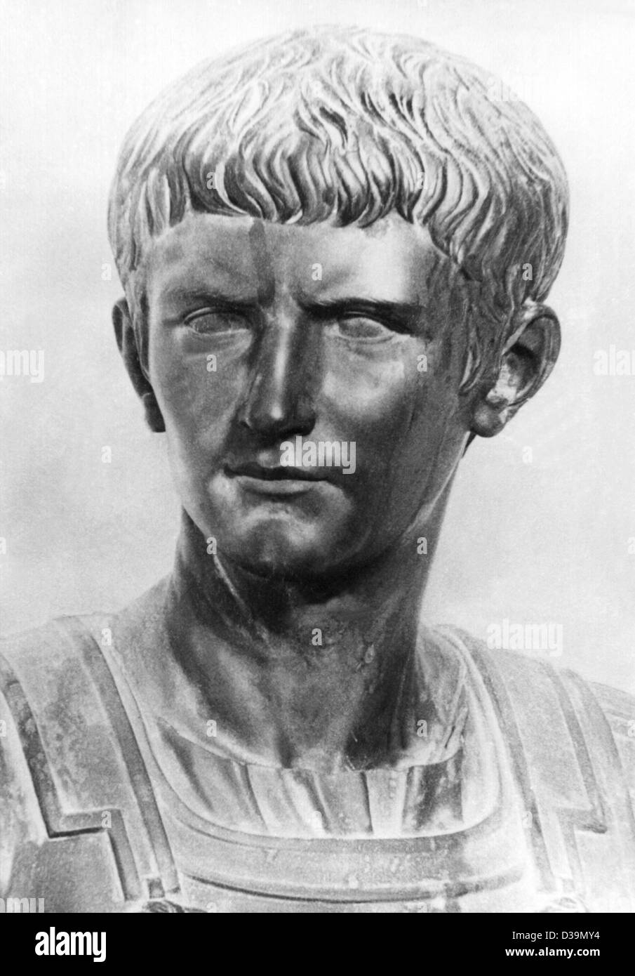(Dpa) - eine Büste des römischen Kaisers Caligula Gajus Julius Caesar Germanicus (undatiert Filer). Caligula, für seine Brutalität gefürchteten entstand vermutlich in Antium, 31. August 12, bestieg den Thron nach dem Tod des Tiberius in 37 n. Chr. und wurde von Pretorians am 24. Januar 41 ermordet. Stockfoto