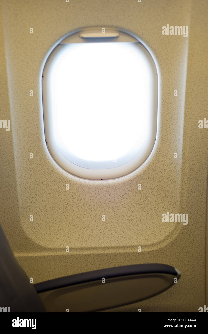 Fenster eines Flugzeugs. Stockfoto