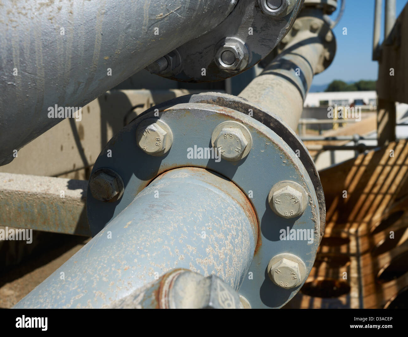 Industrielle Rohranschluss für hohen Druck Flüssigkeit verbunden mit Flansch Stockfoto